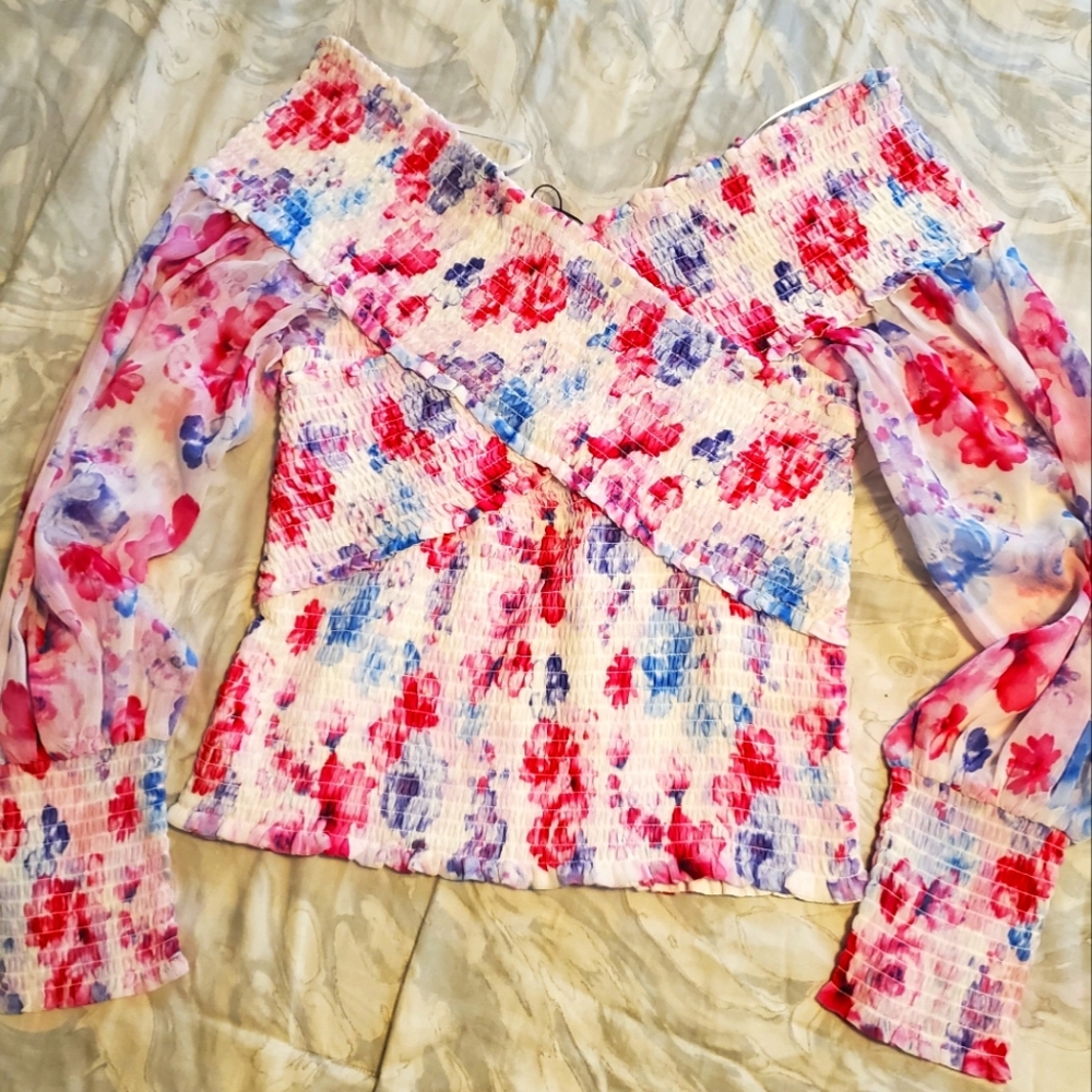 BRAND NEW! BB DAKOTA STEVE MADDEN SHIRT!